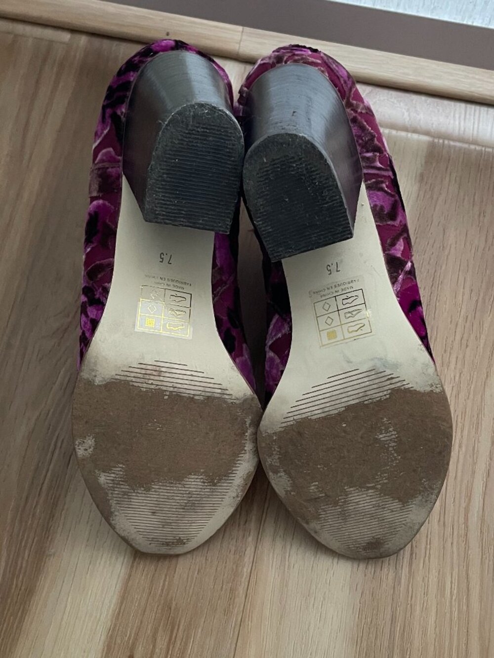 Billy Ella Anthropologie Pink Fuschia Velvet Burnout Ankle Booties Size 7.5 - Picture 9 of 9